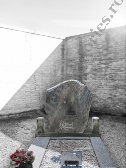Monument funerar catolic floare