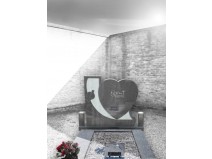 Monument funerar in forma de inima dn granit gri inchis